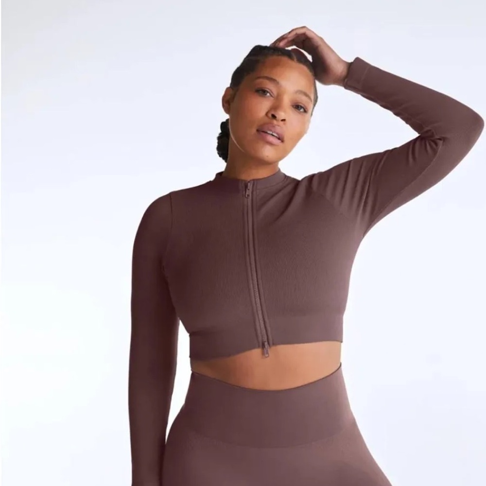 SET ACTIVE Cropped Long-Sleeve Zip-Up Top - Brown